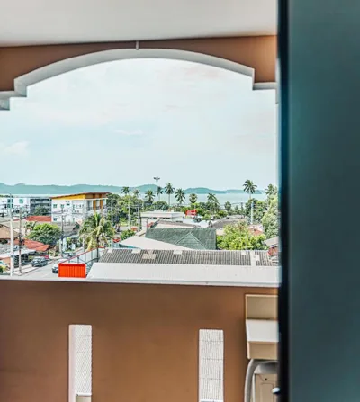 Camera Superior matrimoniale o doppia con letti singoli con vista sul mare — Saiyuan Residence Phuket